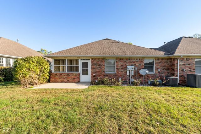 315 E College Avenue 20, Brownsburg, IN 46112