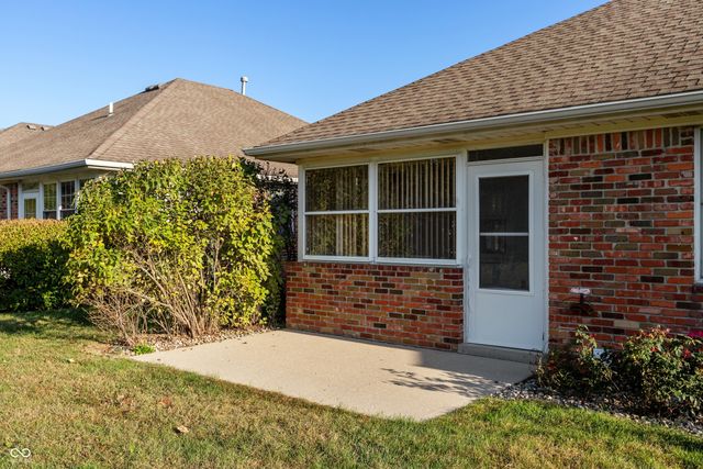 315 E College Avenue 20, Brownsburg, IN 46112