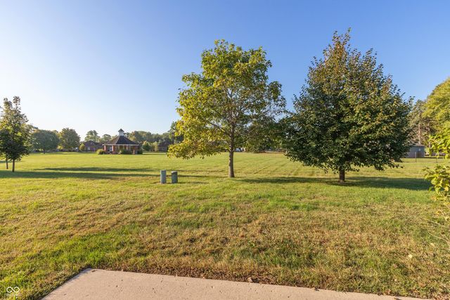 315 E College Avenue 20, Brownsburg, IN 46112