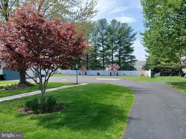 345 WESTMINSTER AVE, Hanover, PA 17331