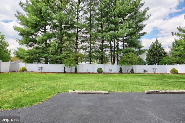 345 WESTMINSTER AVE, Hanover, PA 17331