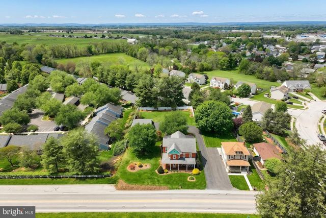 345 WESTMINSTER AVE, Hanover, PA 17331