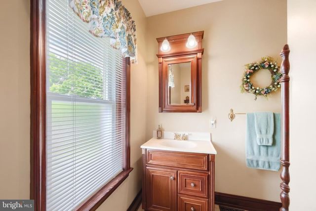 345 WESTMINSTER AVE, Hanover, PA 17331