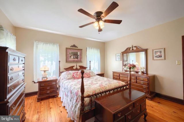 345 WESTMINSTER AVE, Hanover, PA 17331