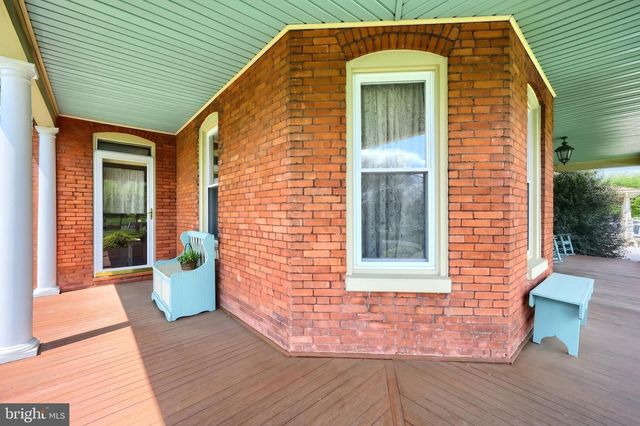345 WESTMINSTER AVE, Hanover, PA 17331