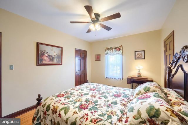 345 WESTMINSTER AVE, Hanover, PA 17331