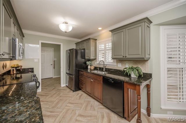 857 Braefield Court, Chesterfield, MO 63017