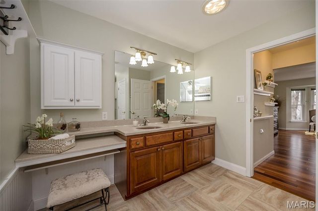 857 Braefield Court, Chesterfield, MO 63017