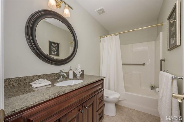 857 Braefield Court, Chesterfield, MO 63017