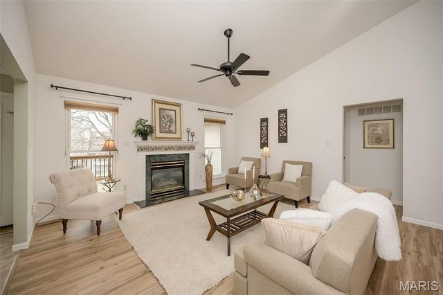 857 Braefield Court, Chesterfield, MO 63017