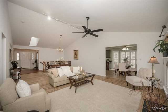 857 Braefield Court, Chesterfield, MO 63017