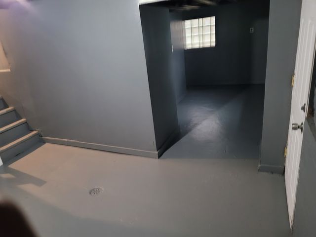 8617 S Bennett Avenue, Chicago, IL 60617