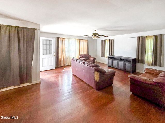 27 Osborne Street, Albany, NY 12202