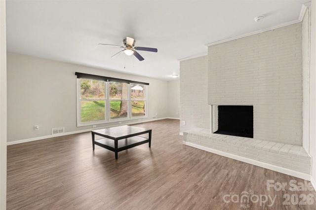 1548 Westbrook Circle, Gastonia, NC 28052