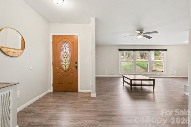 1548 Westbrook Circle, Gastonia, NC 28052