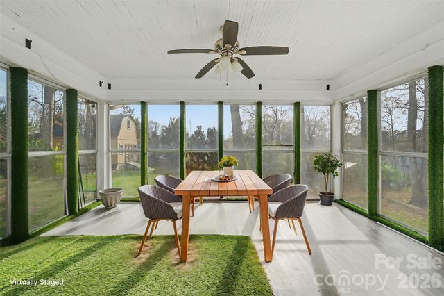 1548 Westbrook Circle, Gastonia, NC 28052