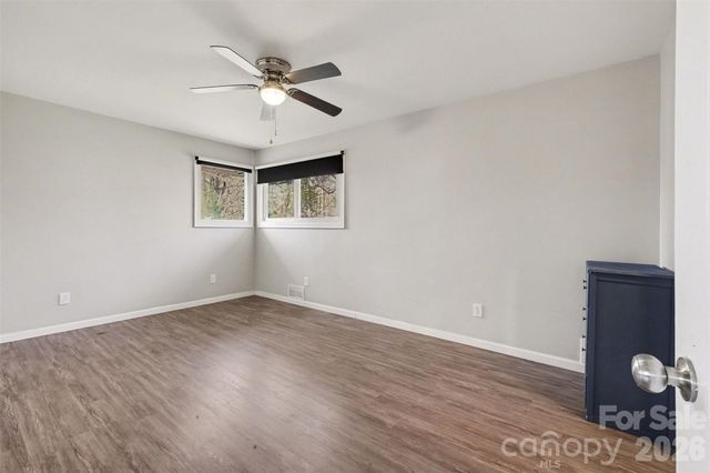 1548 Westbrook Circle, Gastonia, NC 28052