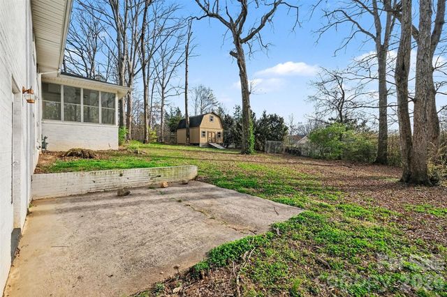 1548 Westbrook Circle, Gastonia, NC 28052