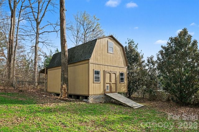 1548 Westbrook Circle, Gastonia, NC 28052