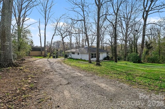 1548 Westbrook Circle, Gastonia, NC 28052