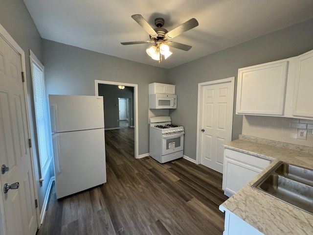 450 Flagg Street 1, Aurora, IL 60505
