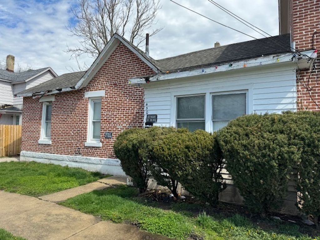 450 Flagg Street 1, Aurora, IL 60505