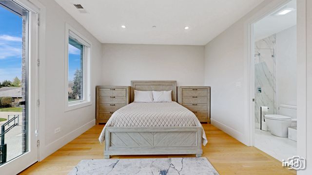 6644 N Knox Avenue, Lincolnwood, IL 60712