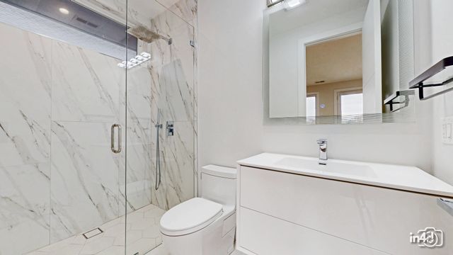 6644 N Knox Avenue, Lincolnwood, IL 60712