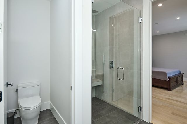 6644 N Knox Avenue, Lincolnwood, IL 60712