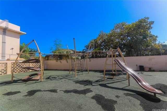 94-245 Leowahine Street 2003, Waipahu, HI 96797