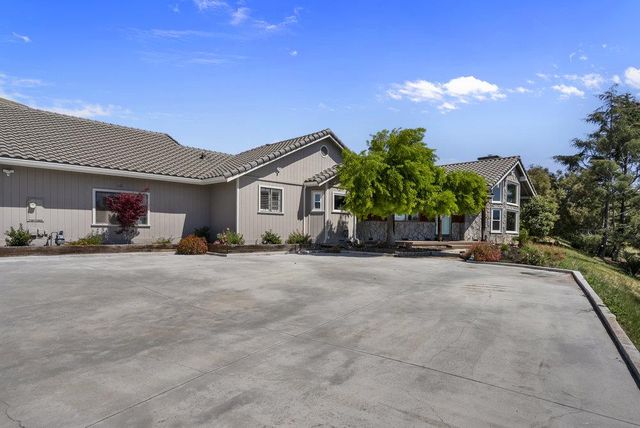 5955 Diablo Hills Road, Tres Pinos, CA 95075