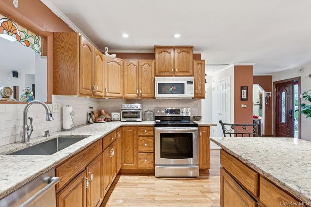 52 Hazard Avenue, Huntington, NY 11746