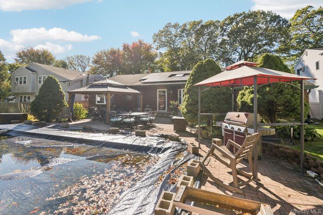 52 Hazard Avenue, Huntington, NY 11746