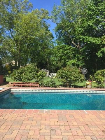 52 Hazard Avenue, Huntington, NY 11746