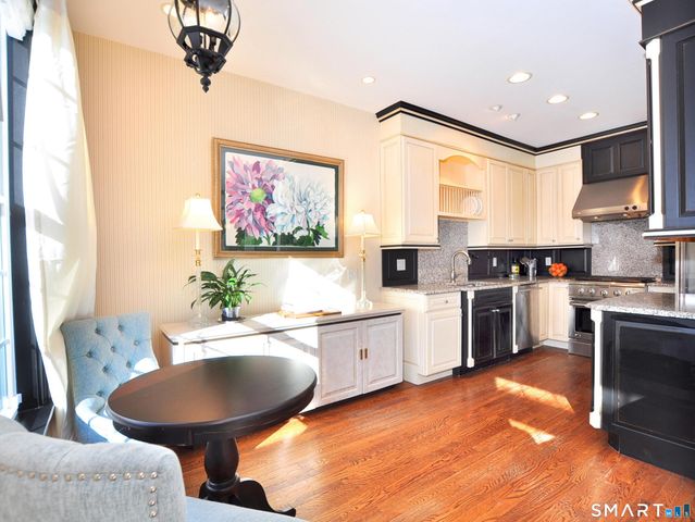 8 Haley Lane 8, Litchfield, CT 06759