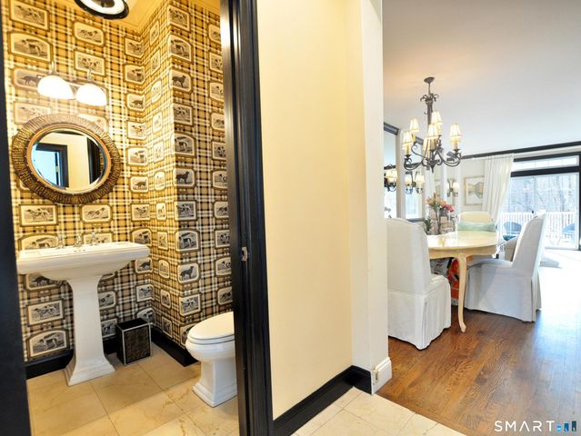 8 Haley Lane 8, Litchfield, CT 06759