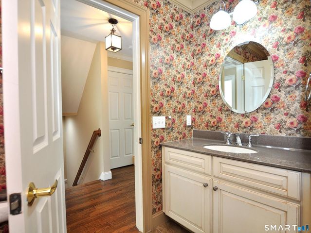 8 Haley Lane 8, Litchfield, CT 06759