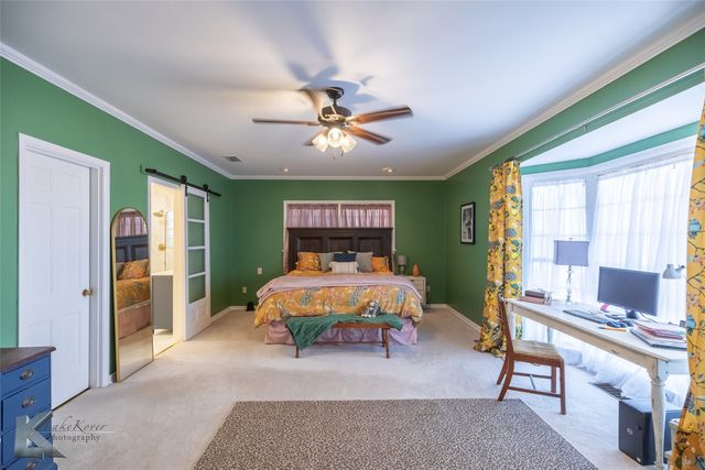 1806 Country Club Drive, Sweetwater, TX 79556