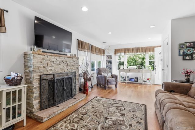 1025 Knickerbocker Road, Island Park, NY 11558