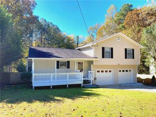 5771 Stonehaven NW Drive, Kennesaw, GA 30152