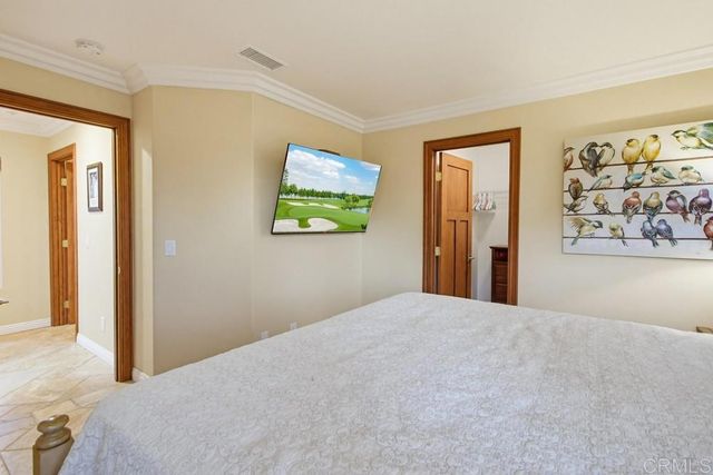 2345 Amber Oak Lane, Escondido, CA 92027