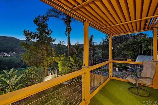 2345 Amber Oak Lane, Escondido, CA 92027