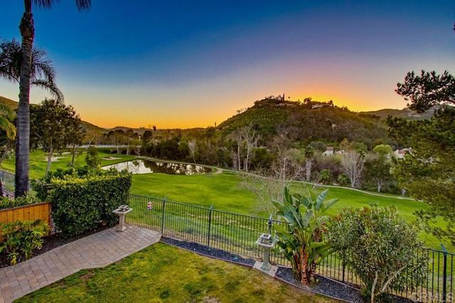 2345 Amber Oak Lane, Escondido, CA 92027