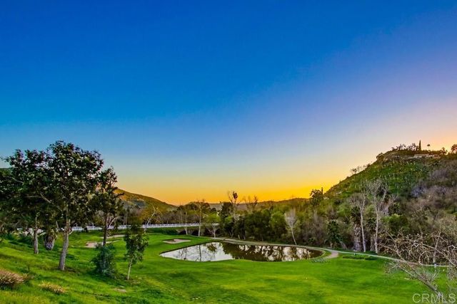 2345 Amber Oak Lane, Escondido, CA 92027