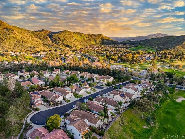 2345 Amber Oak Lane, Escondido, CA 92027
