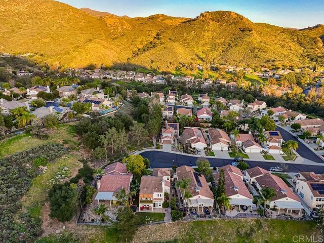 2345 Amber Oak Lane, Escondido, CA 92027