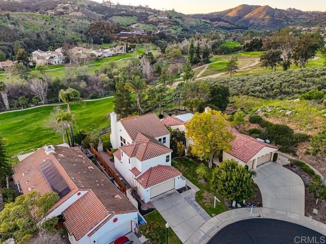 2345 Amber Oak Lane, Escondido, CA 92027