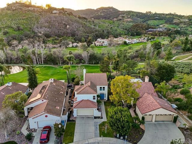 2345 Amber Oak Lane, Escondido, CA 92027