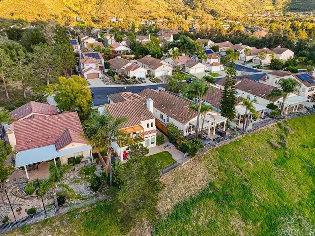 2345 Amber Oak Lane, Escondido, CA 92027