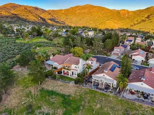2345 Amber Oak Lane, Escondido, CA 92027